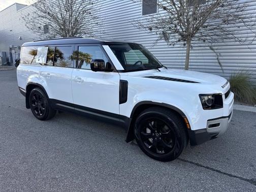 2024 Land Rover Defender S