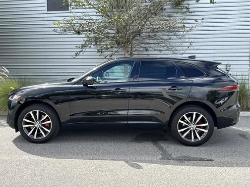 2024 Jaguar F-PACE R-Dynamic S