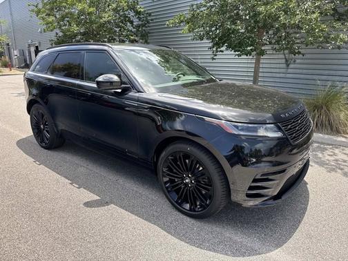 Santorini Black Metallic 2026 Land Rover Range Rover Velar Belgravia Edition