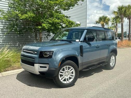 2025 Land Rover Defender S