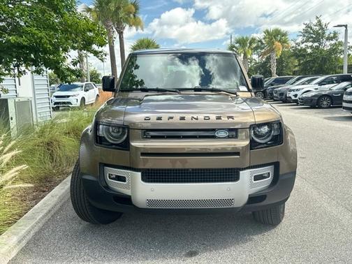 2025 Land Rover Defender S