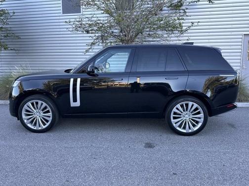 2023 Land Rover Range Rover First Edition