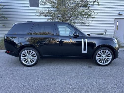 2023 Land Rover Range Rover First Edition