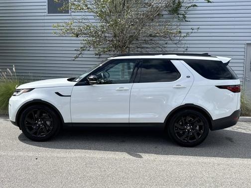 2025 Land Rover Discovery S