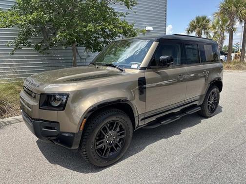 Gondwana Stone Metallic 2026 Land Rover Defender X-Dynamic SE