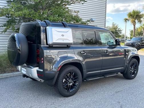 2025 Land Rover Defender S