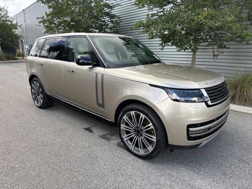 Batumi Gold Premium Metallic 2026 Land Rover Range Rover SE