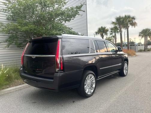 2017 Cadillac Escalade ESV Platinum