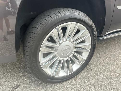 2017 Cadillac Escalade ESV Platinum