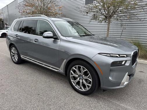 2025 BMW X7 xDrive40i