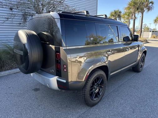 2022 Land Rover Defender S