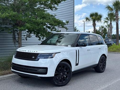 2025 Land Rover Range Rover SE