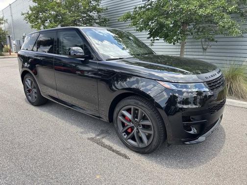 Santorini Black Metallic 2026 Land Rover Range Rover Sport Dynamic SE