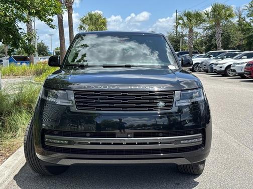 2024 Land Rover Range Rover SE
