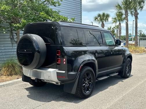 2025 Land Rover Defender S