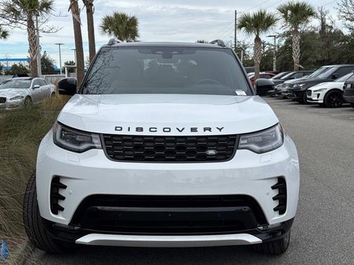 2025 Land Rover Discovery Dynamic SE