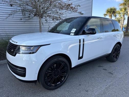 2026 Land Rover Range Rover SE