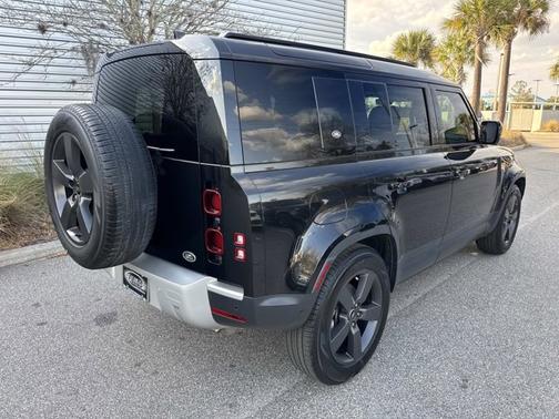 2023 Land Rover Defender S