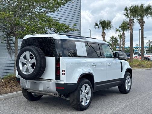 2025 Land Rover Defender S
