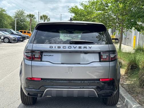 2025 Land Rover Discovery Sport Dynamic SE