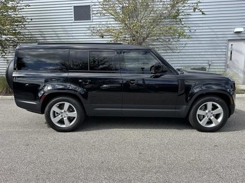 2025 Land Rover Defender S