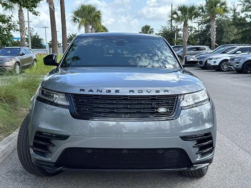 2026 Land Rover Range Rover Velar Dynamic SE