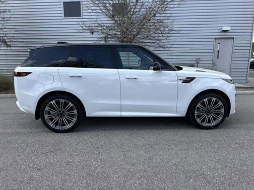 2026 Land Rover Range Rover Sport Dynamic SE