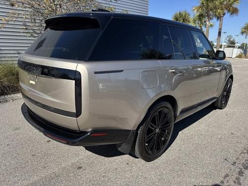 2024 Land Rover Range Rover SE