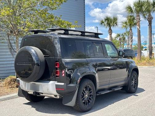 2025 Land Rover Defender S