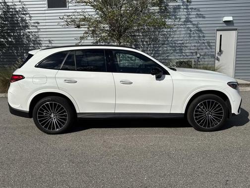 2023 Mercedes-Benz GLC 300 Base