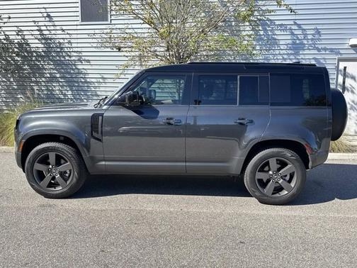 2025 Land Rover Defender S