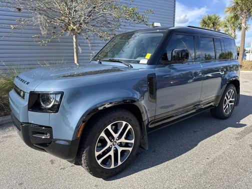 2025 Land Rover Defender X-Dynamic SE