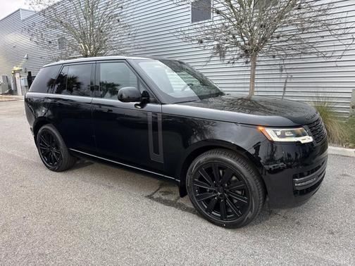 2026 Land Rover Range Rover SE