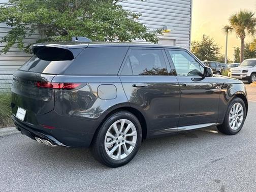 2025 Land Rover Range Rover Sport Dynamic SE