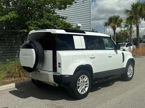 2025 Land Rover Defender S