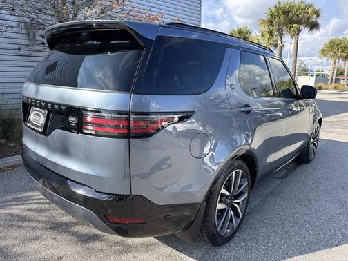 2023 Land Rover Discovery HSE R-Dynamic