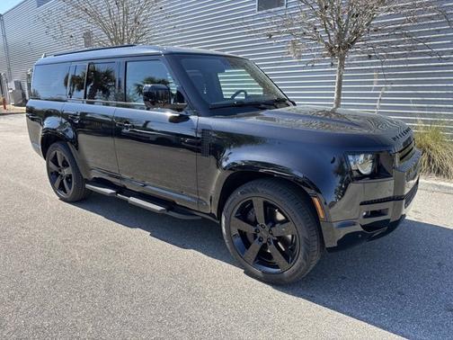 2026 Land Rover Defender X-Dynamic SE