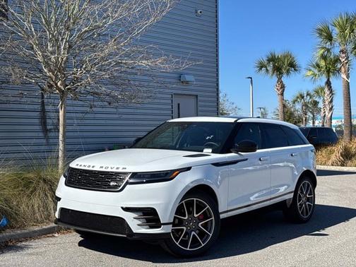 2025 Land Rover Range Rover Velar Dynamic SE