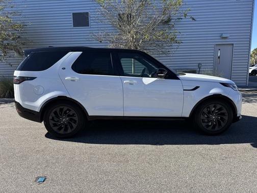 2023 Land Rover Discovery S R-Dynamic