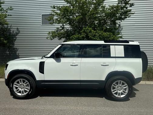 2025 Land Rover Defender S