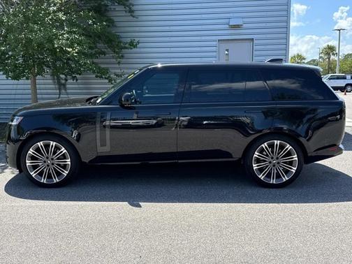 2024 Land Rover Range Rover Autobiography