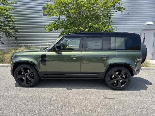 Woolstone Green Metallic 2026 Land Rover Defender X-Dynamic SE