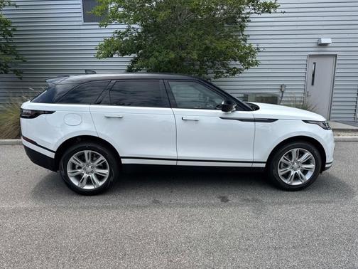 Fuji White 2026 Land Rover Range Rover Velar S