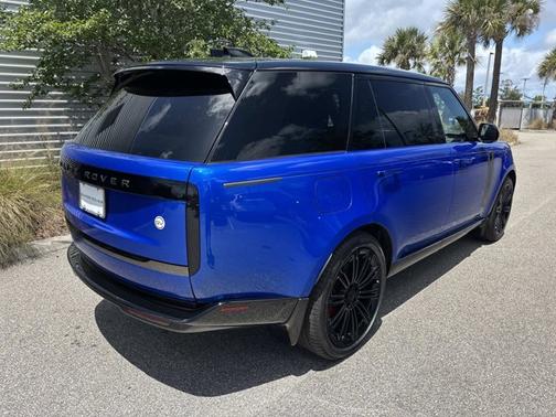 Velocity Blue SV Bespoke Ultra Metallic Gloss 2026 Land Rover Range Rover SV