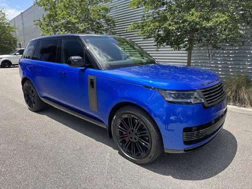 Velocity Blue SV Bespoke Ultra Metallic Gloss 2026 Land Rover Range Rover SV
