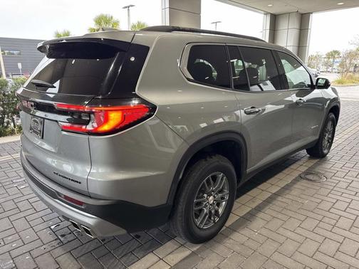 2025 GMC Acadia FWD Elevation