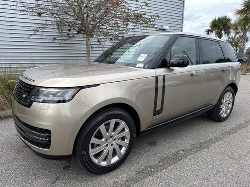 2025 Land Rover Range Rover SE