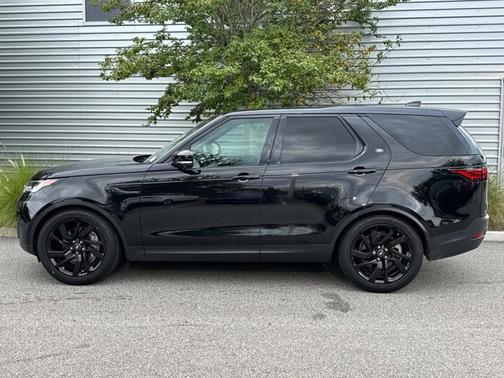 2025 Land Rover Discovery S