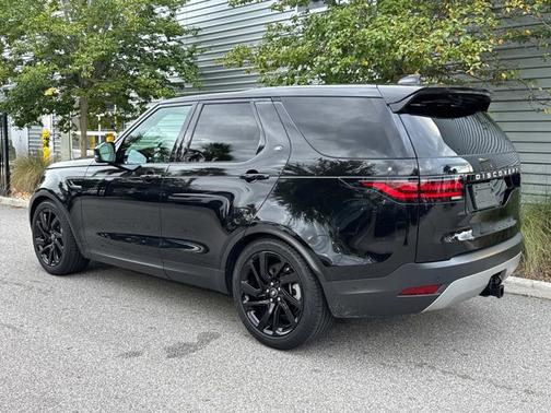 2025 Land Rover Discovery S