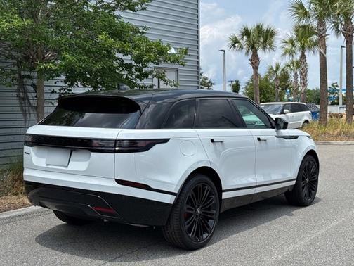 2025 Land Rover Range Rover Velar Dynamic SE